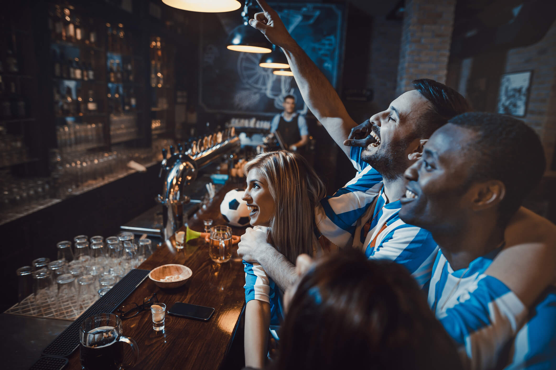 Como os bares estão se adaptando aos streamings - Bares & Restaurantes
