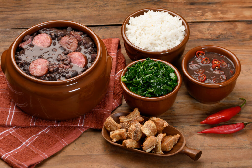 Feijoada: uma receita tradicional brasileira.