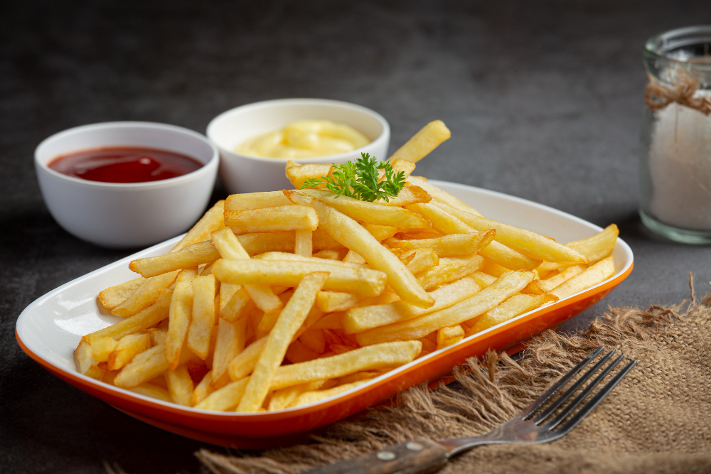 Batata frita com coberturas