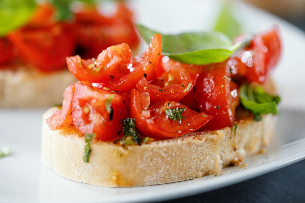 Bruschetta de tomate e manjericão